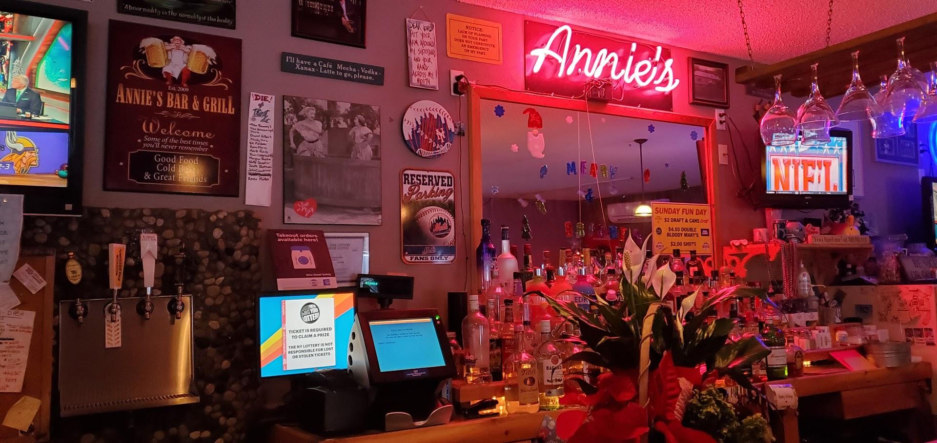 Annie's Bar & Grill